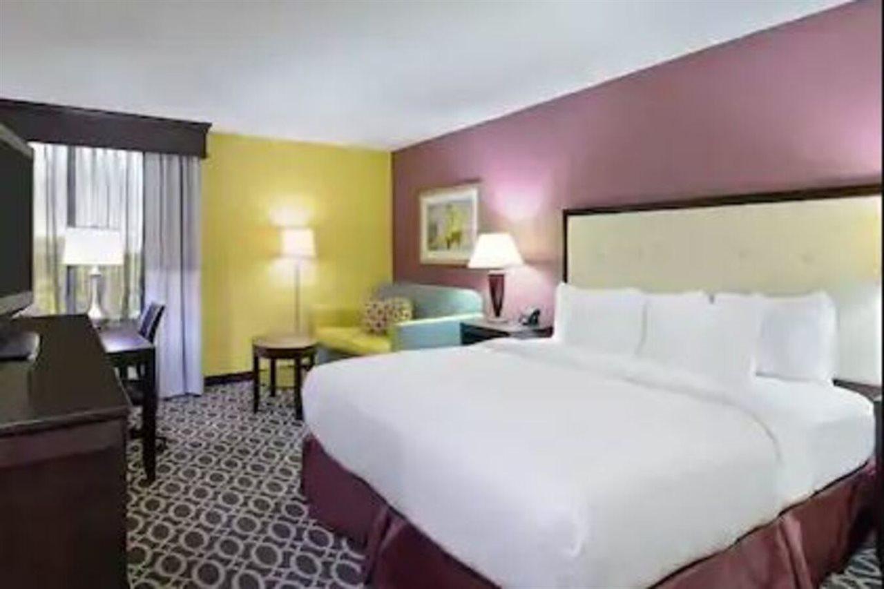 Doubletree By Hilton Richmond - Hotel 4*