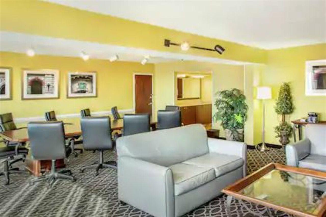 Hotel Doubletree By Hilton Richmond - 4*