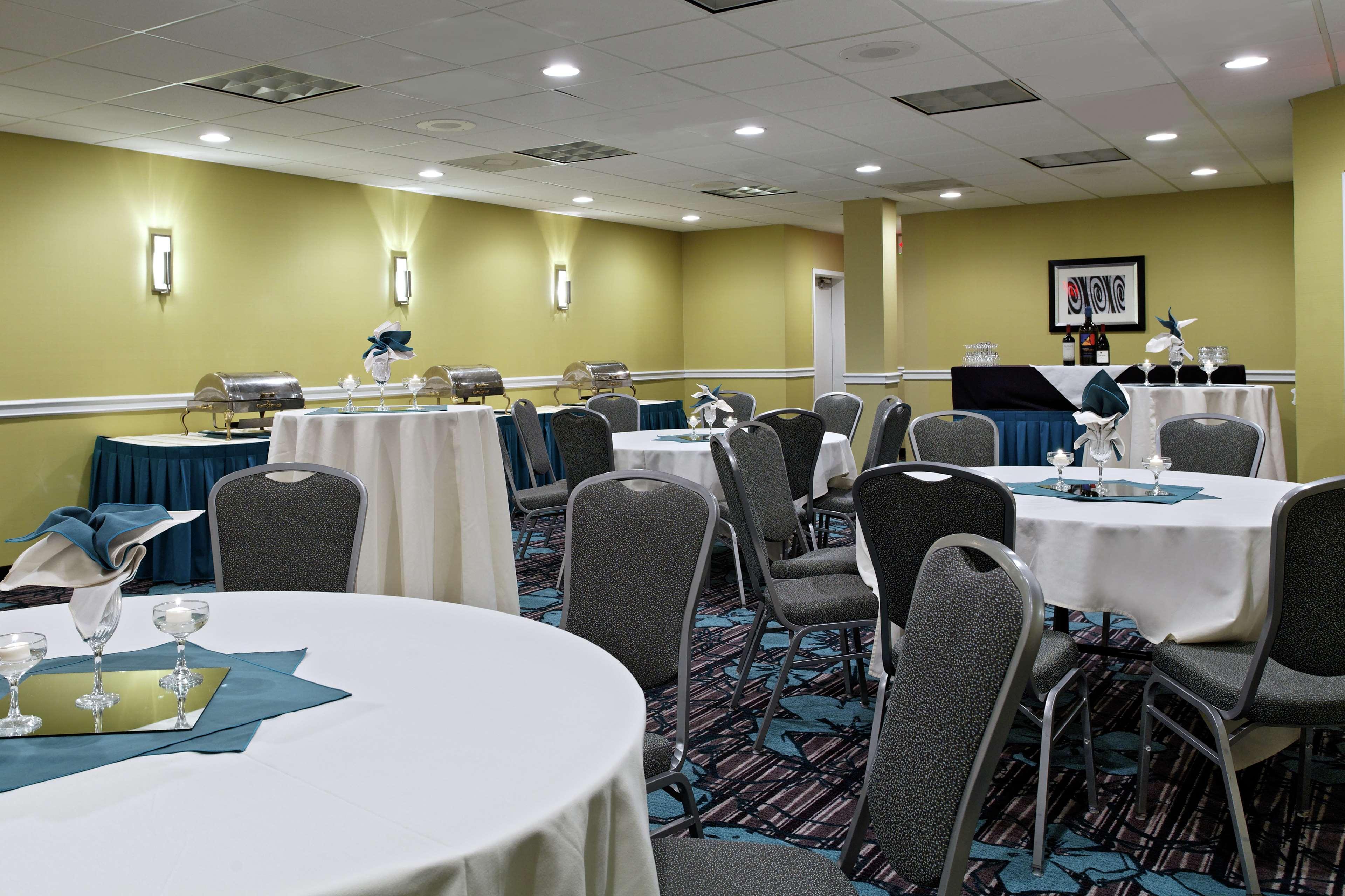 Hotel Doubletree By Hilton Richmond - 4*